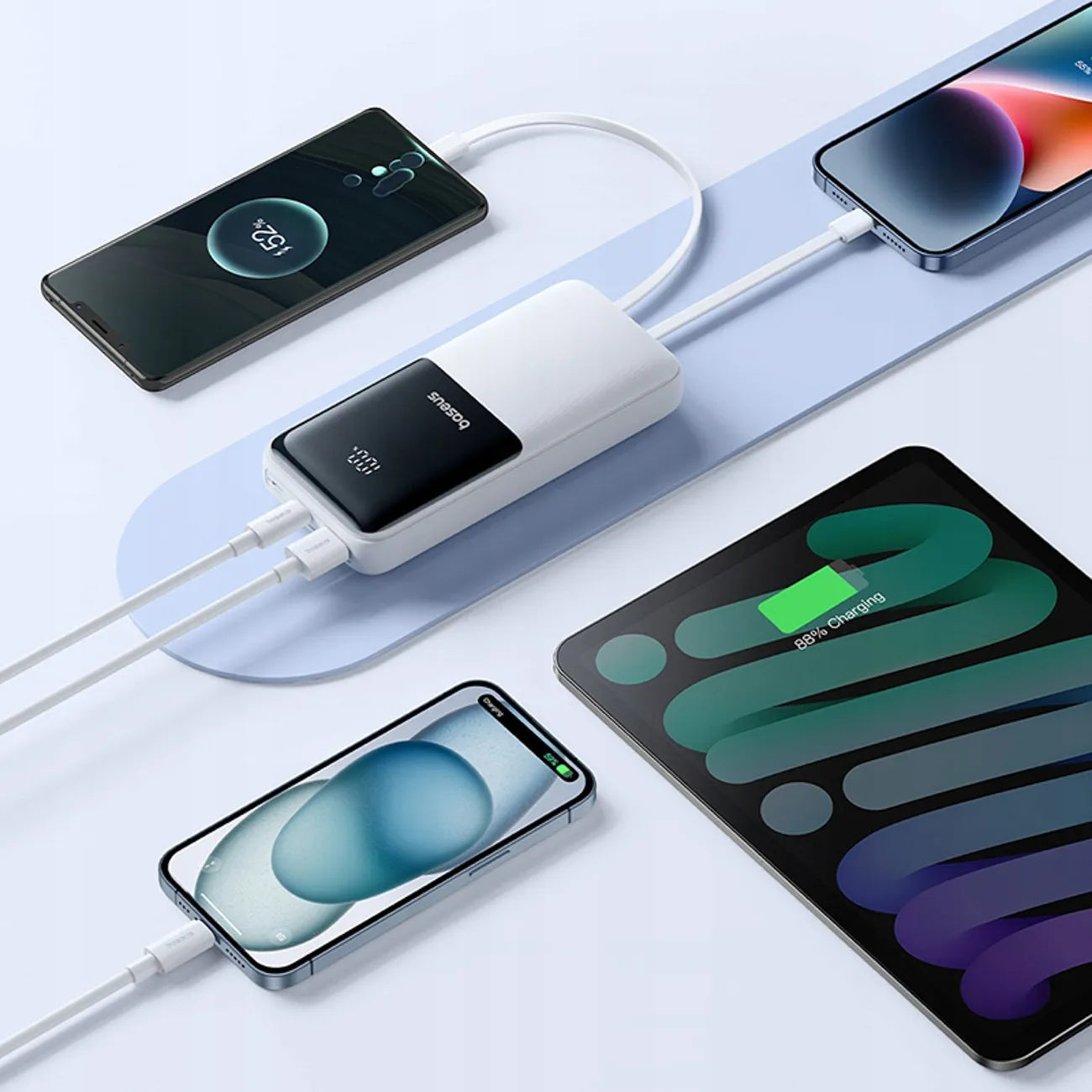Baseus Lipow 20000 mAh 22.5W galios bankas su integruotais USB-C ir Lightning laidais – baltas