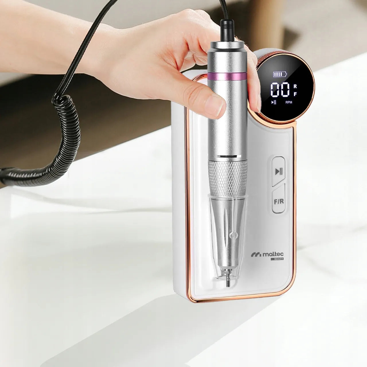 Belaidė nagų freza su stotele manikiūrui ir pedikiūrui, rinkinys