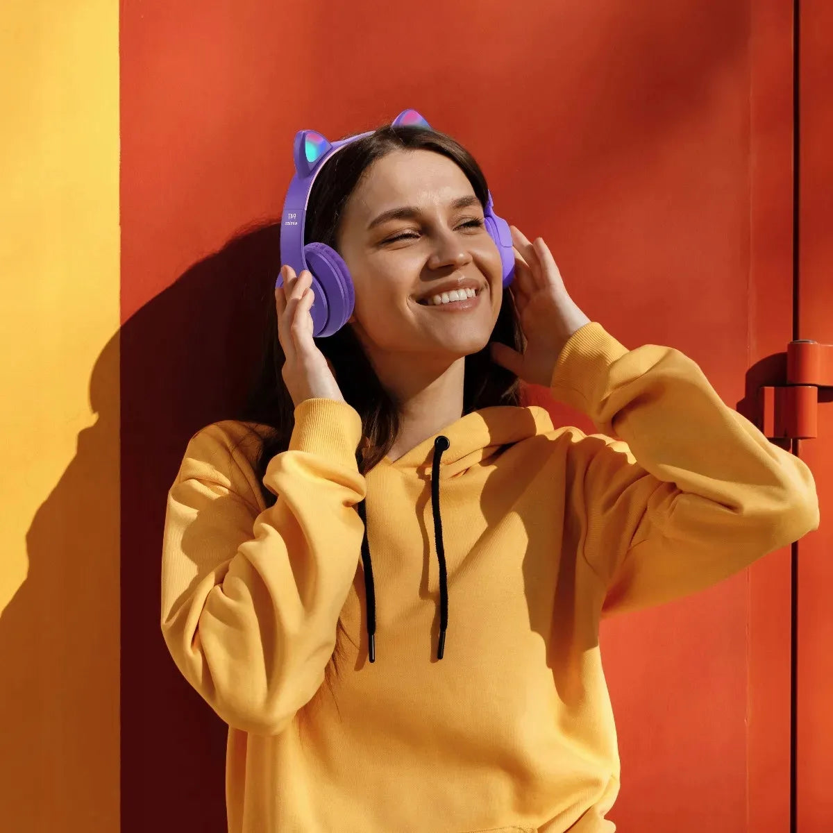 Belaidės ausinės vaikams „BLOW“ su „Bluetooth“, mikrofonu, katės ausimis ir RGB LED apšvietimu