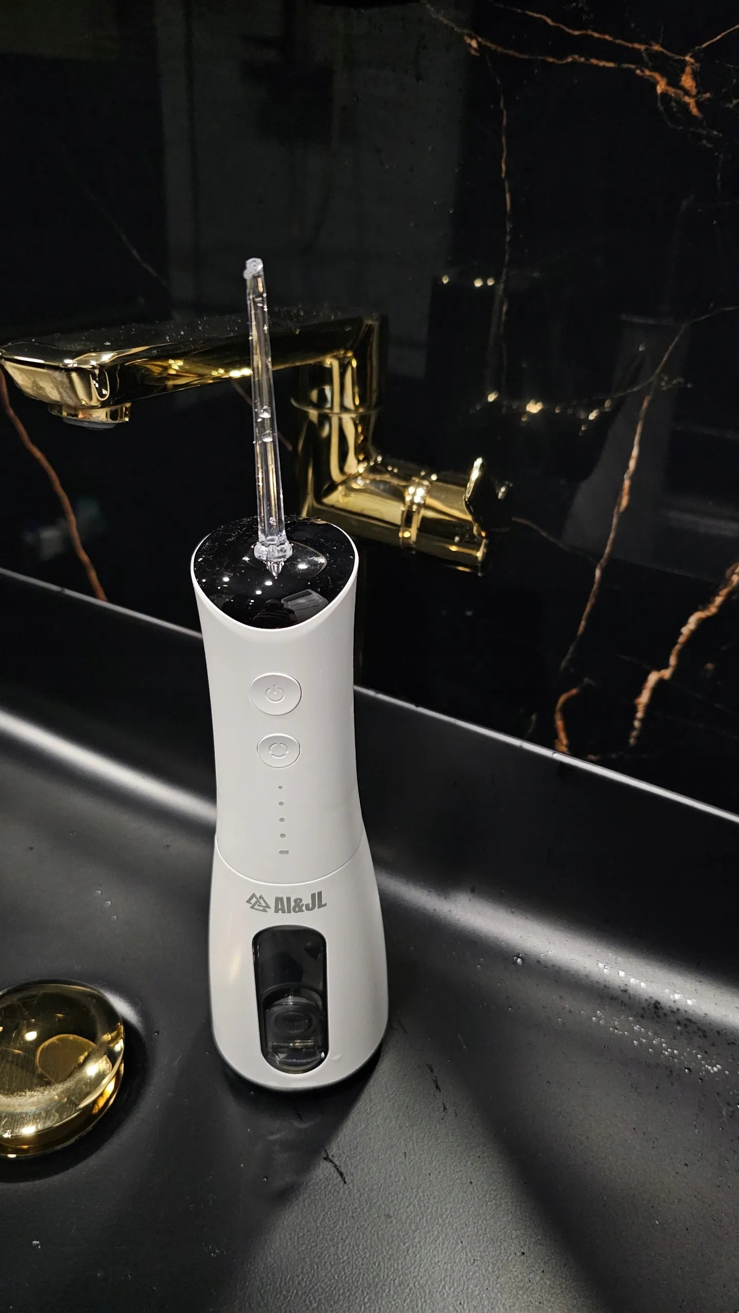 Belaidis dantų irigatorius AI&JL USB-C IPX7 su 5 antgaliais, 300 ml