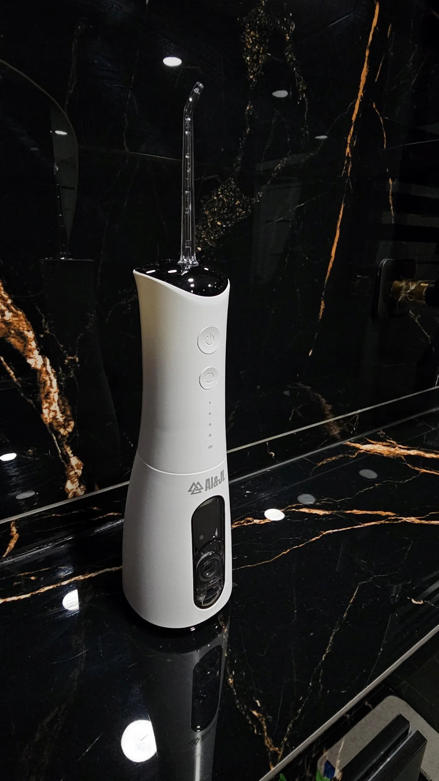 Belaidis dantų irigatorius AI&JL USB-C IPX7 su 5 antgaliais, 300 ml