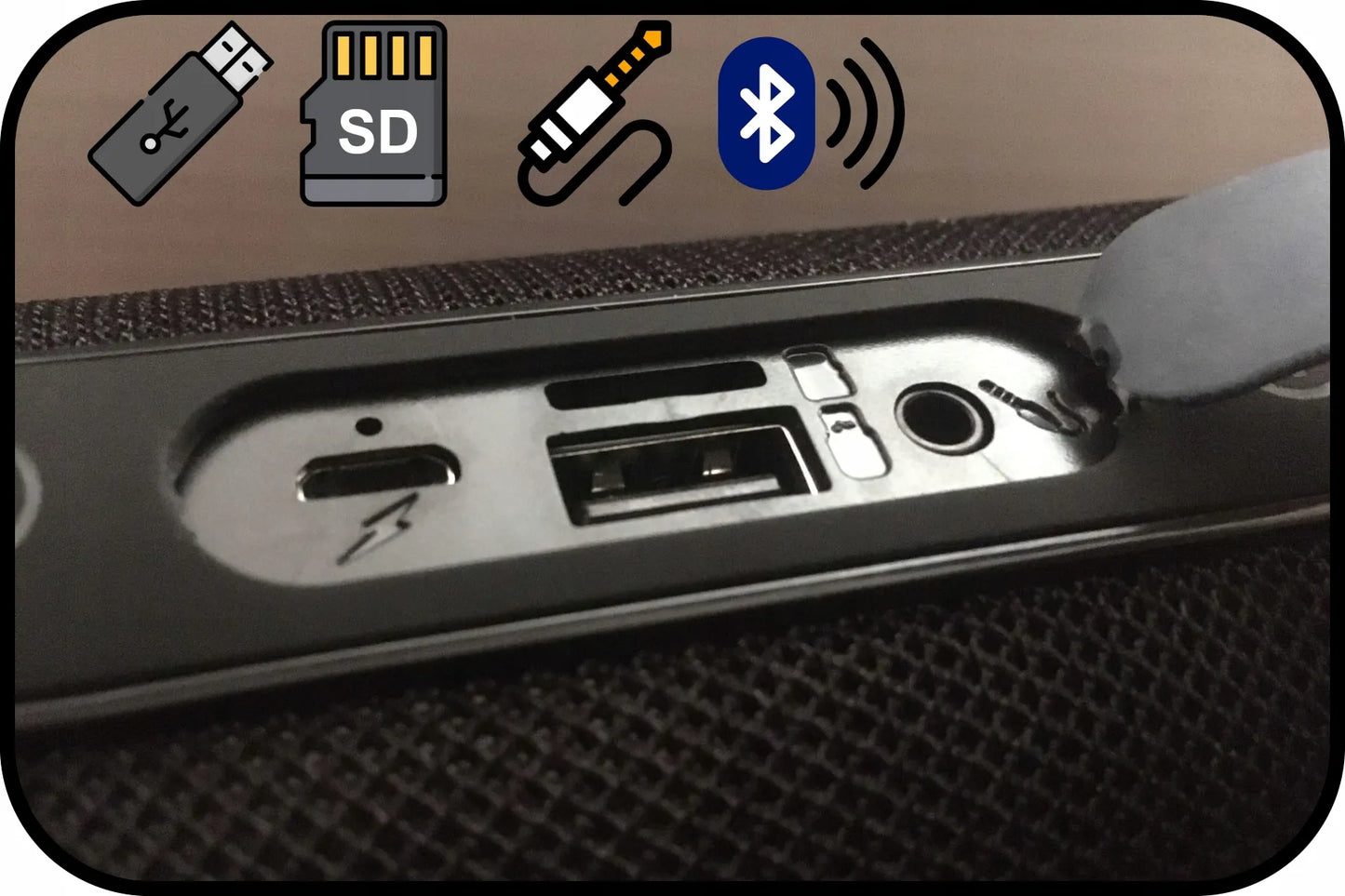 BLOW BT460 nešiojamas Bluetooth garsiakalbis su FM radiju, USB, SD ir AUX jungtimis, juodas