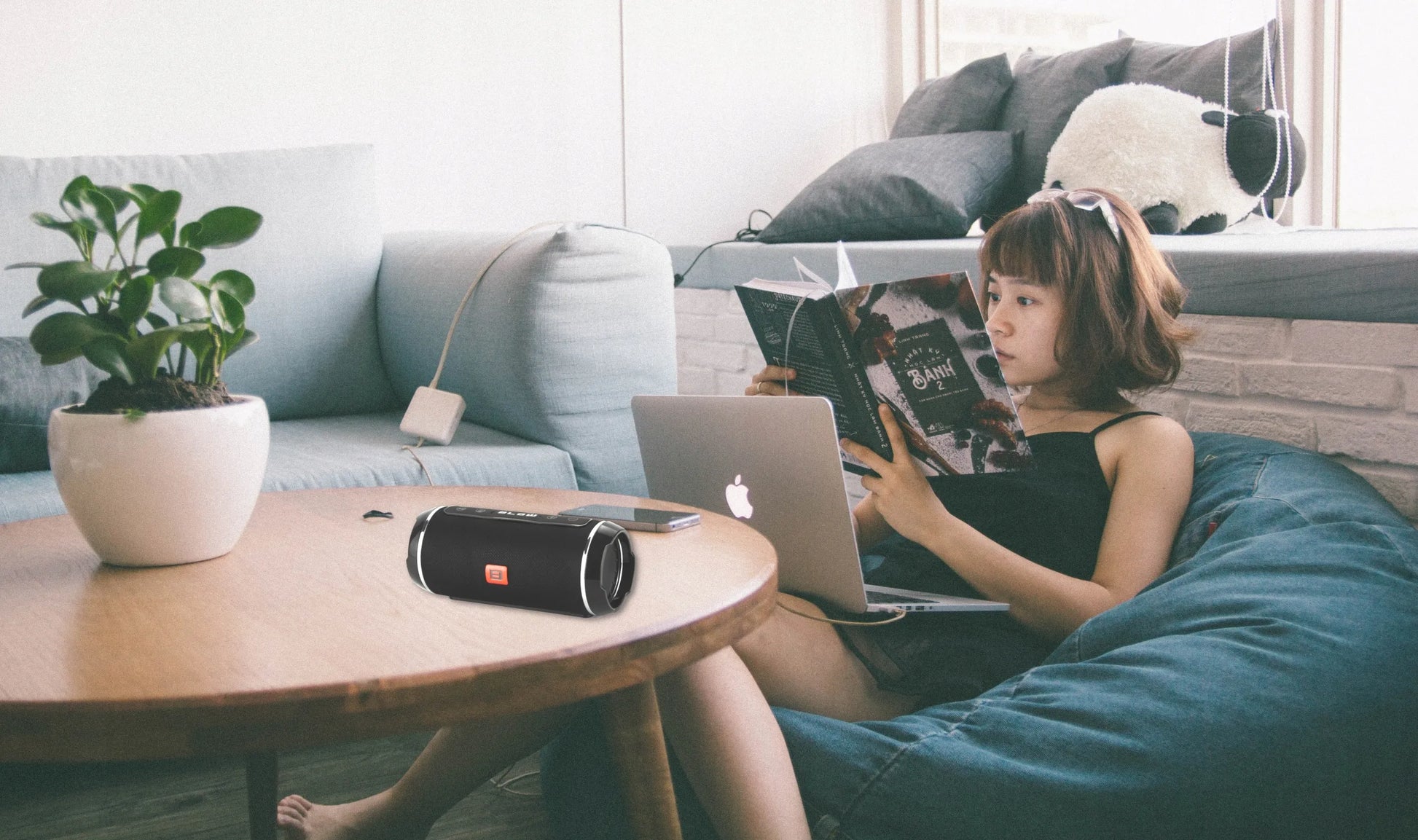 BLOW BT460 nešiojamas Bluetooth garsiakalbis su FM radiju, USB, SD ir AUX jungtimis, juodas