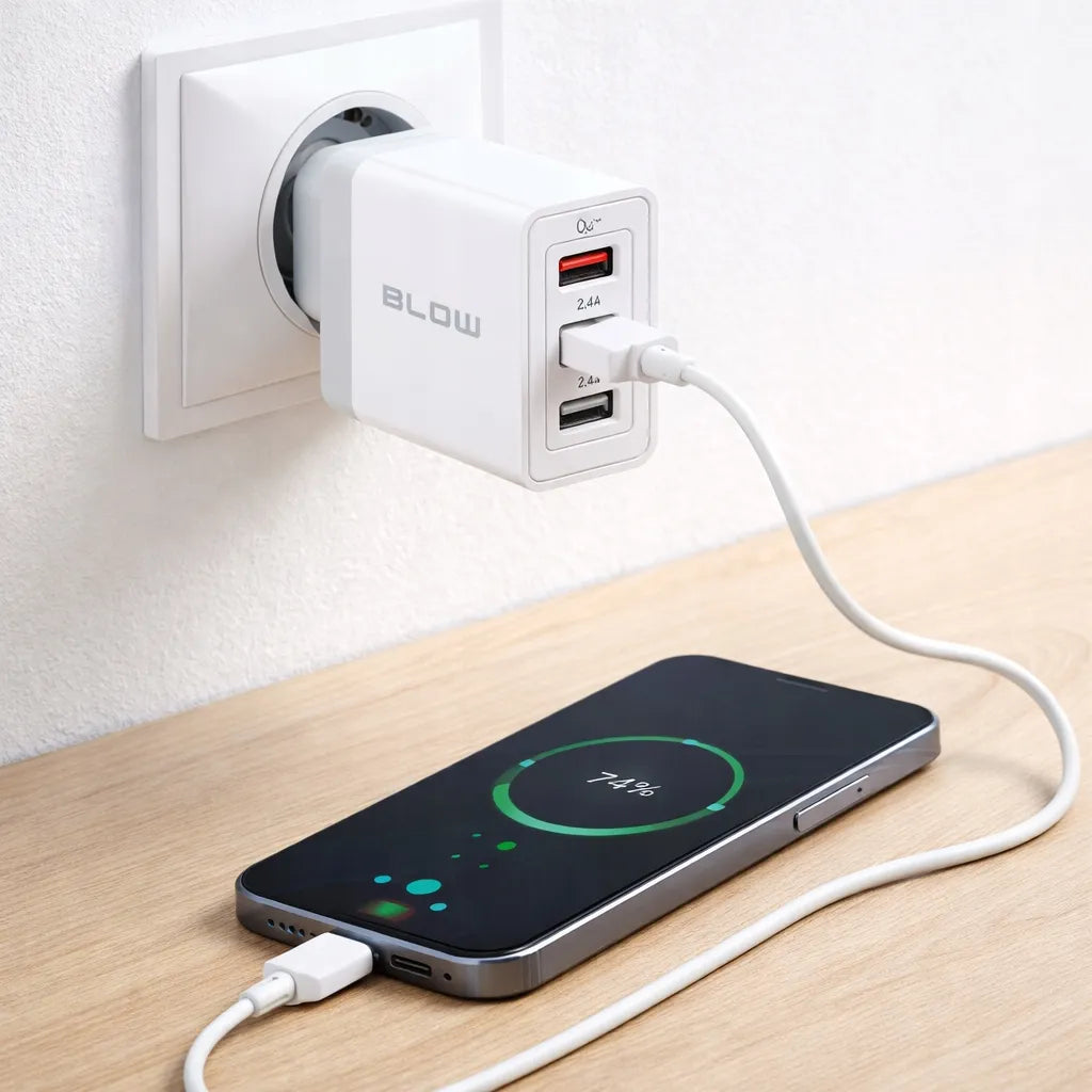 BLOW greitasis tinklo įkroviklis telefonui, 3 × USB, „Quick Charge 3.0“, 5 V, 2,4 A, 30 W