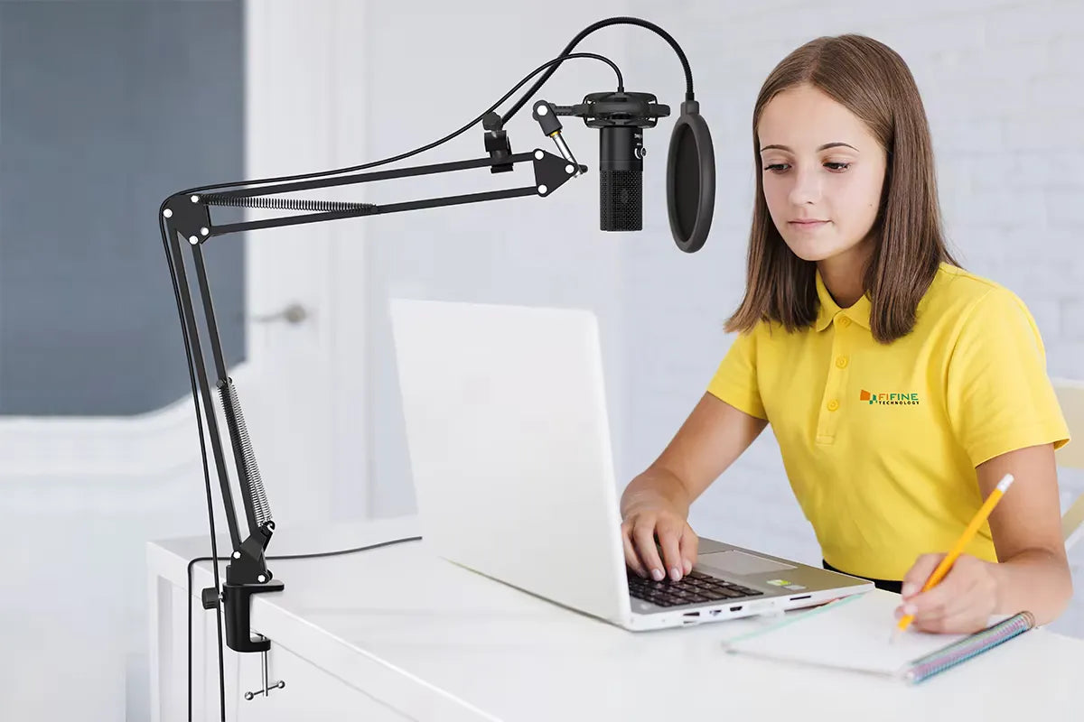 BLOW žaidimų kondensatorinis studijinis kompiuterio mikrofonas su stovu ir USB rinkiniu