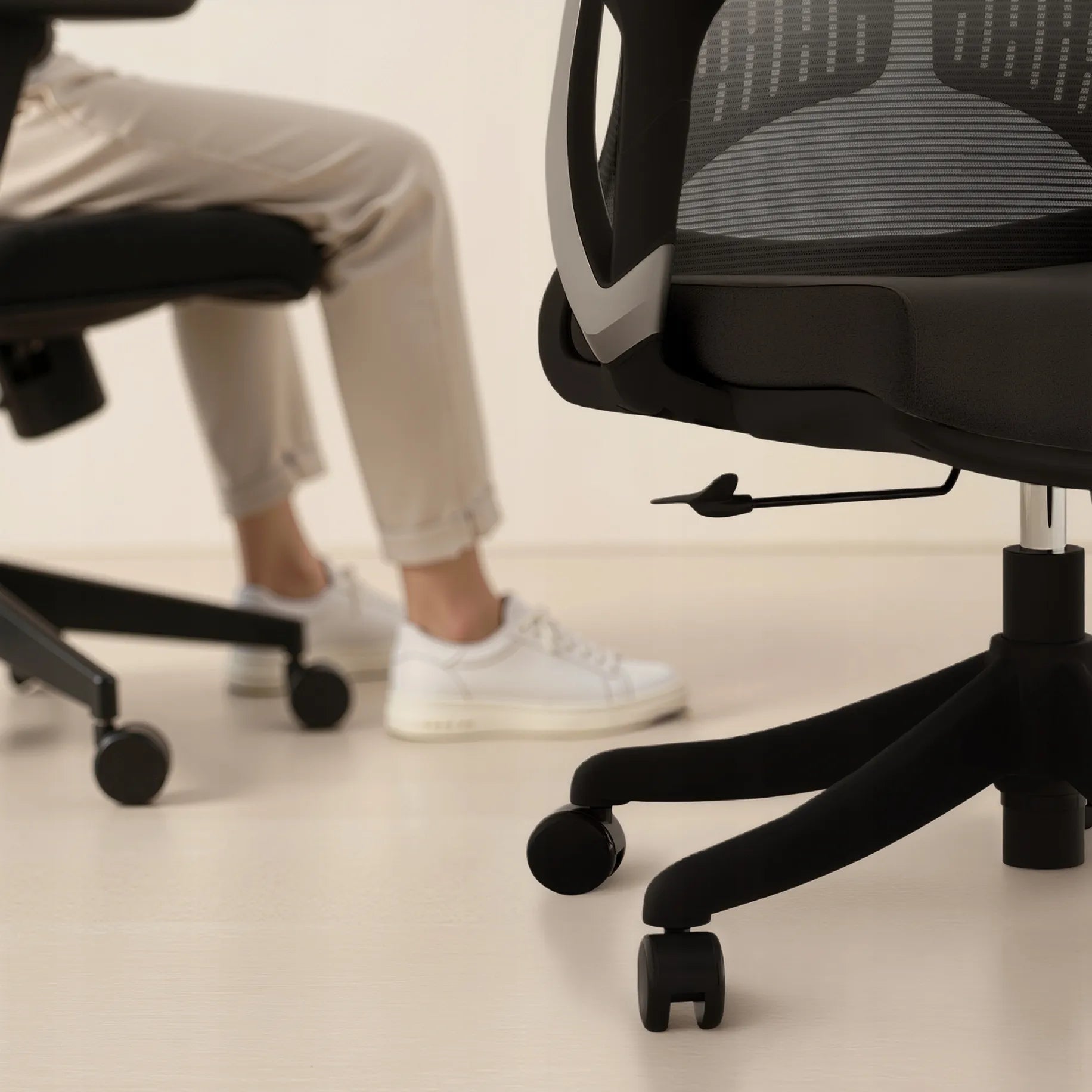 BOSTE ergonominė besisukanti biuro kėdė patogi reguliuojama