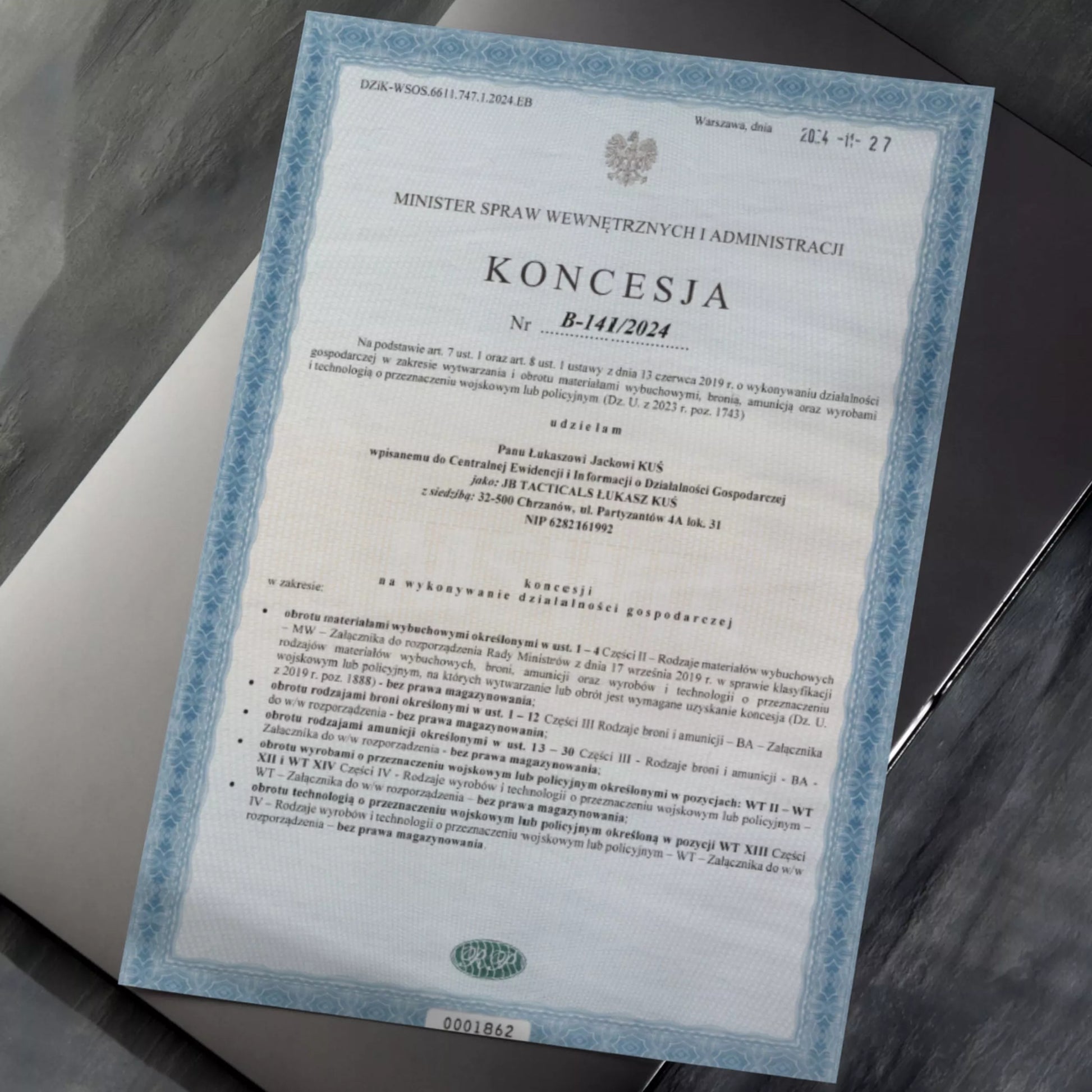 Daugiafunkcis įrankis JB Tacticals 17-in-1, replės, peilis, dėklas