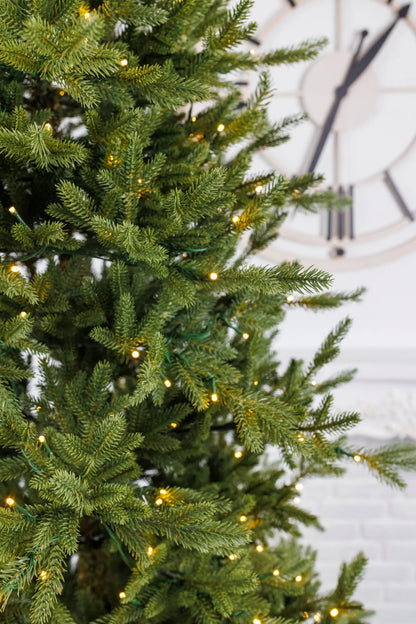 Dirbtinė eglutė Arkties eglė žalia PE+PVC 1,95 m + LED girlianda