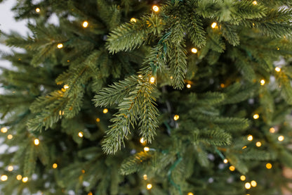 Dirbtinė eglutė Arkties eglė žalia PE+PVC 1,95 m + LED girlianda