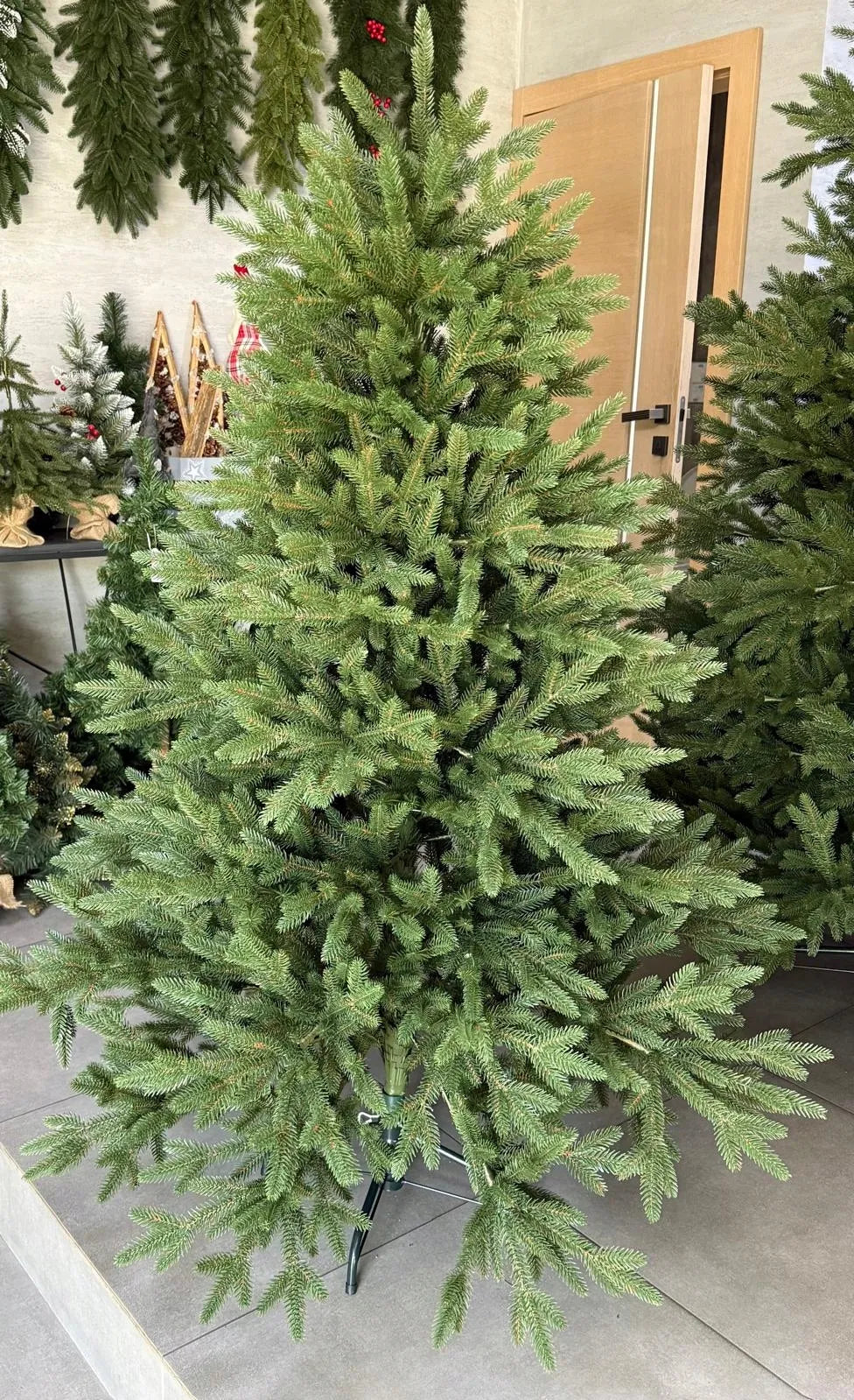 Dirbtinė eglutė „TWIST“ 3D 100% PE, 220 cm, PREMIUM, kaip gyva