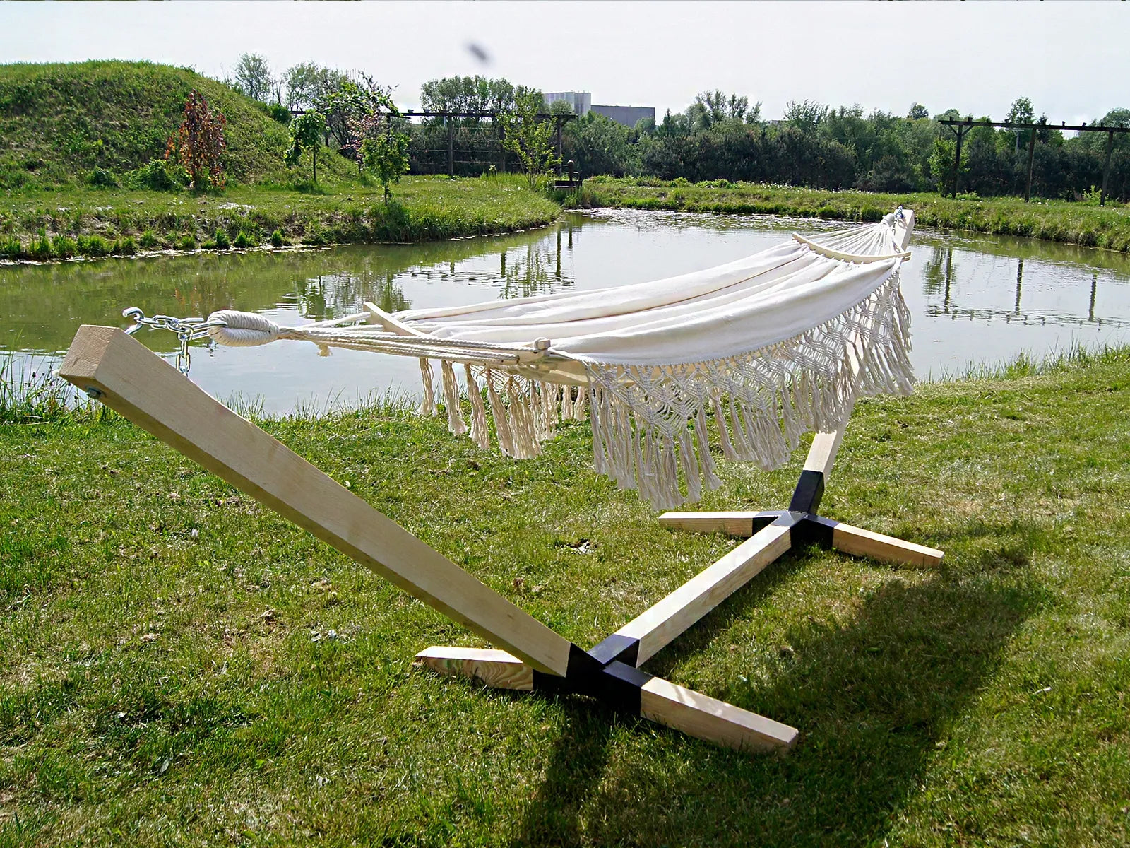 Dvivietis hamakas su stovu BOHO COMFORT ZONE 200 kg