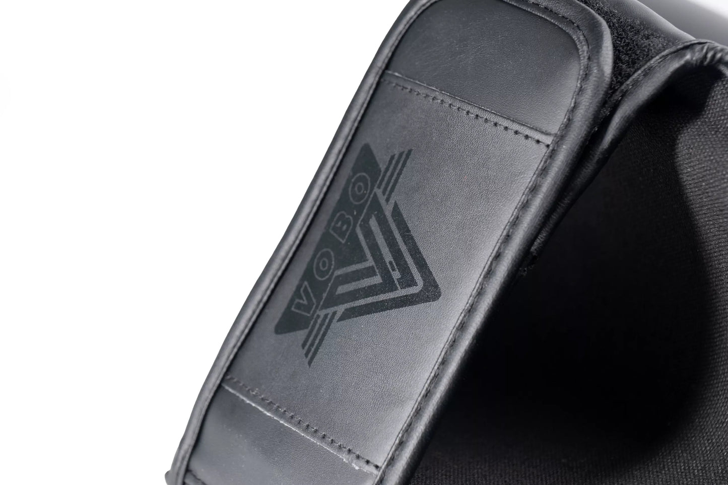 VOBO blauzdų ir pėdų apsaugos MMA K1 kikboksui – juodos L