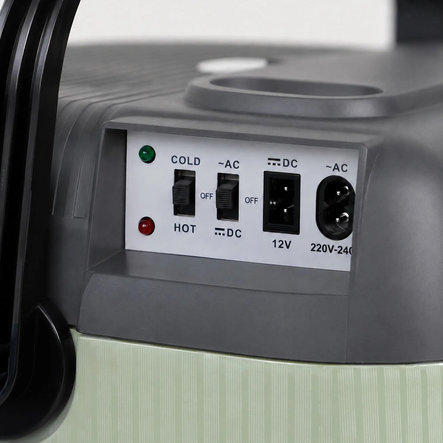 Elektrinis automobilinis šaltkrepšis Boste CB32, 32 l, 12V / 230V, su šildymo funkcija