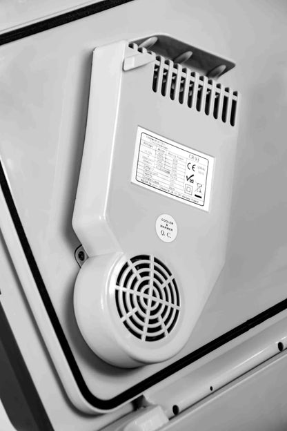 Elektrinis šaltkrepšis 25L su šaldymo ir šildymo funkcija 12V 230V