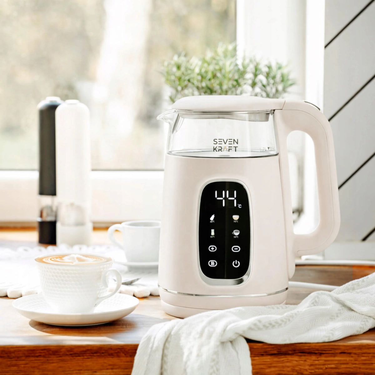 Elektrinis virdulys „Sevenkraft“ SK 1308be, 1,7 l, temperatūros reguliavimas, smėlio spalvos