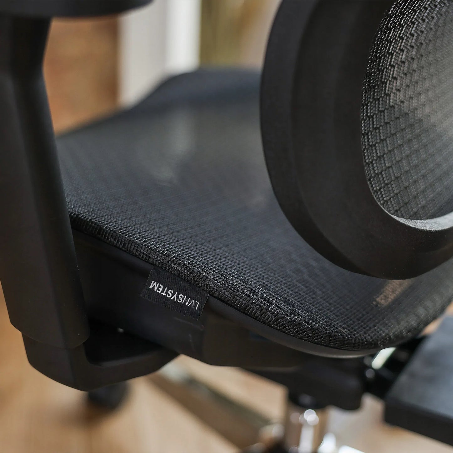 Ergonominė biuro kėdė Control Pro, sukamoji, juoda, LVNSystem