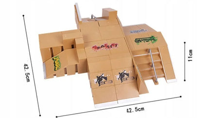 FB-04 fingerboard rinkinys su skateparku ir 4 mini riedlentėmis