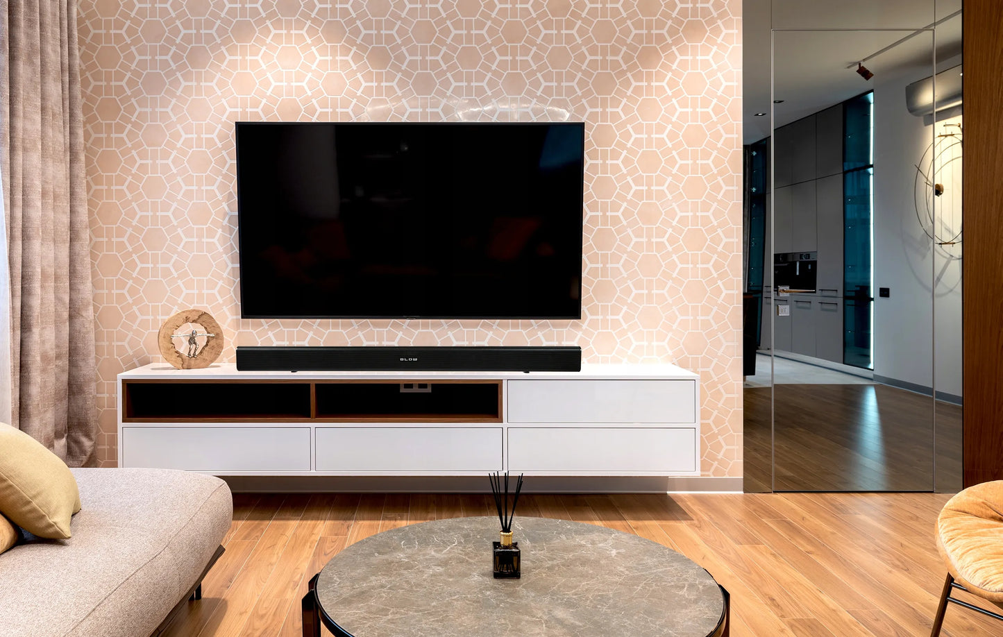 Galingas BLOW CINEMA 4.0 V2 garso projektorius (soundbar) Bluetooth, USB, HDMI, AUX 120W