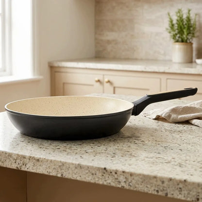 Granitinė keptuvė kepimui ir troškinimui VILDE CREAMTICA, dujinėms, indukcinėms viryklėms, 32 cm