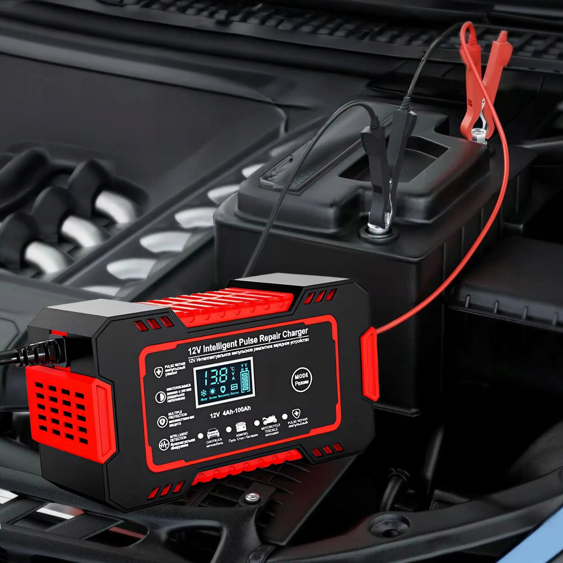 Išmanusis automatinis automobilinis akumuliatoriaus įkroviklis su remonto funkcija 12V LCD