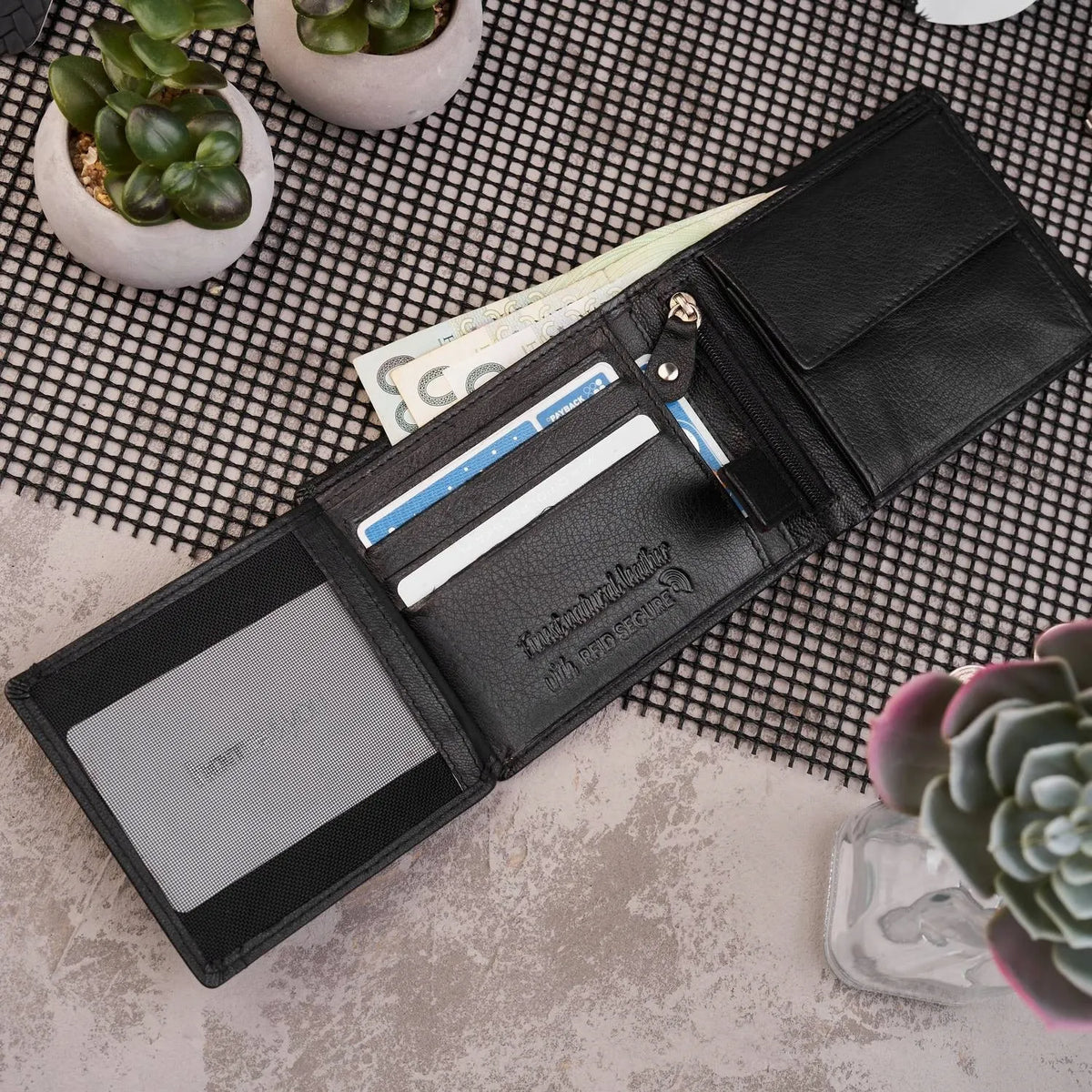Juoda odinė vyriška piniginė Paolo Peruzzi T-48-BL su RFID apsauga, dovanų dėžutėje