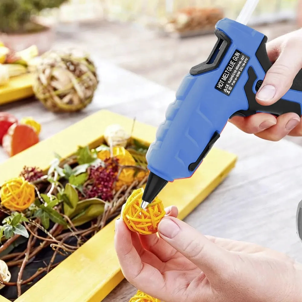 Karšto lydalo klijų pistoletas suderinamas su Bosch 18V akumuliatoriumi + klijų lazdelės