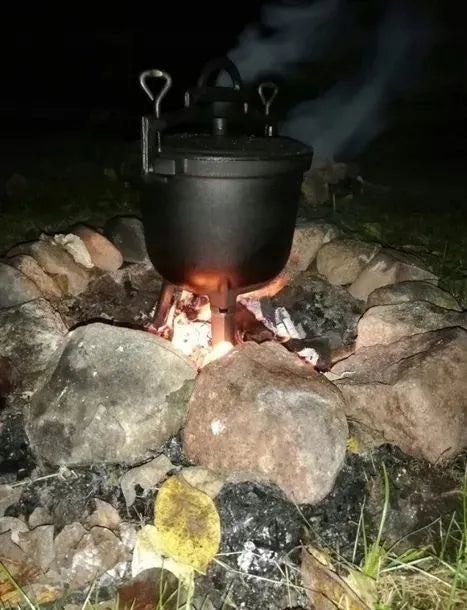 Ketaus kokiolas medžioklės puodas vengriškas 10 l laužavietei griliui