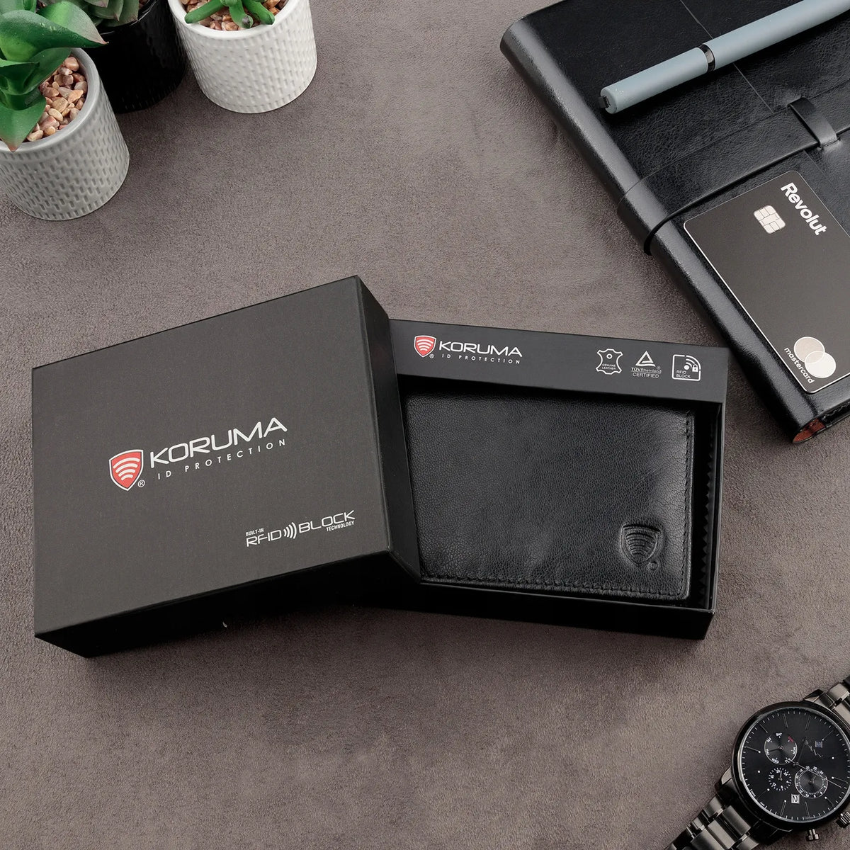 Koruma SM-901GBL maža juoda vyriška odinė piniginė su RFID apsauga