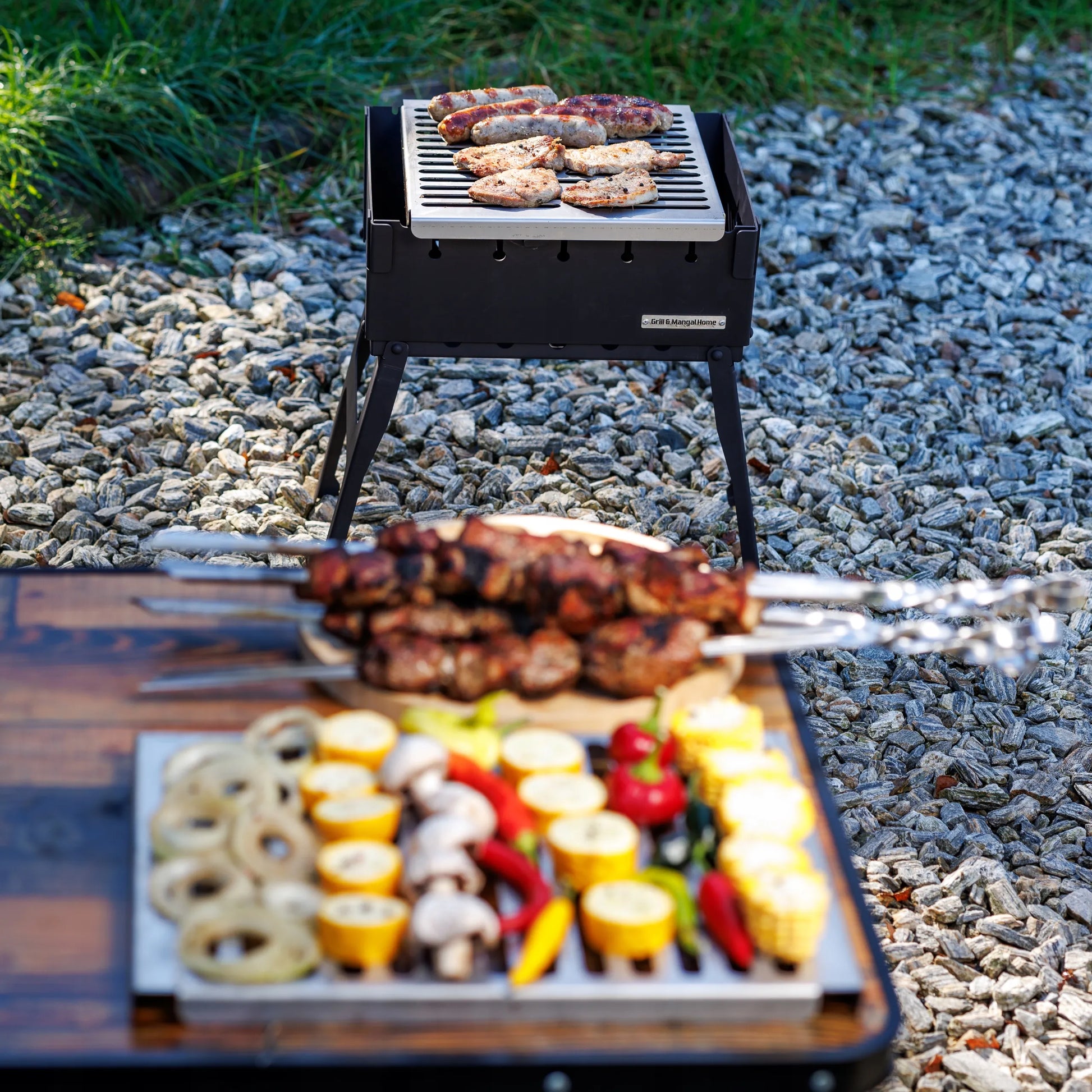 Mangal kepsninė lagaminas 6 iešmams, anglinė, sulankstoma, metalinė 3 mm