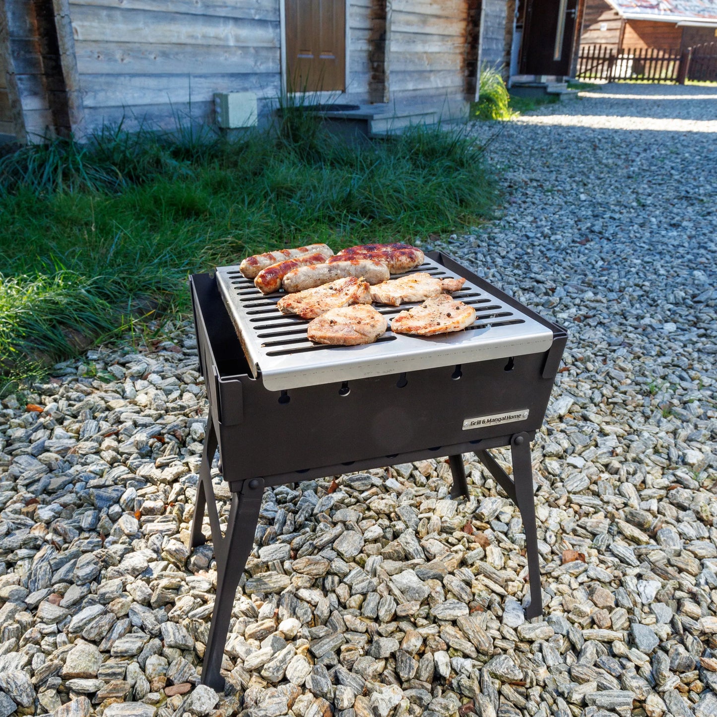 Mangal kepsninė lagaminas 6 iešmams, anglinė, sulankstoma, metalinė 3 mm