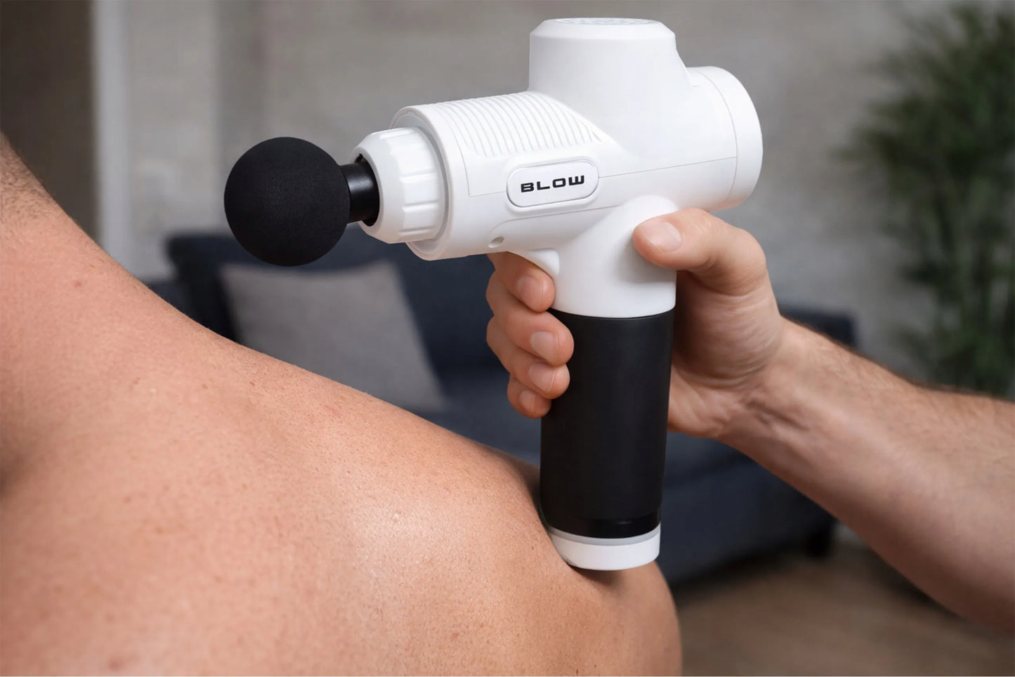 Masažinis pistoletas nugarai ir kūnui „Massage Gun“ PRO rinkinys su 10 antgalių