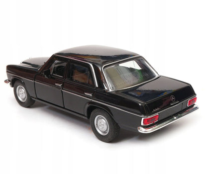 Mercedes-Benz 220 1:34–1:39 WELLY modelis, juodas