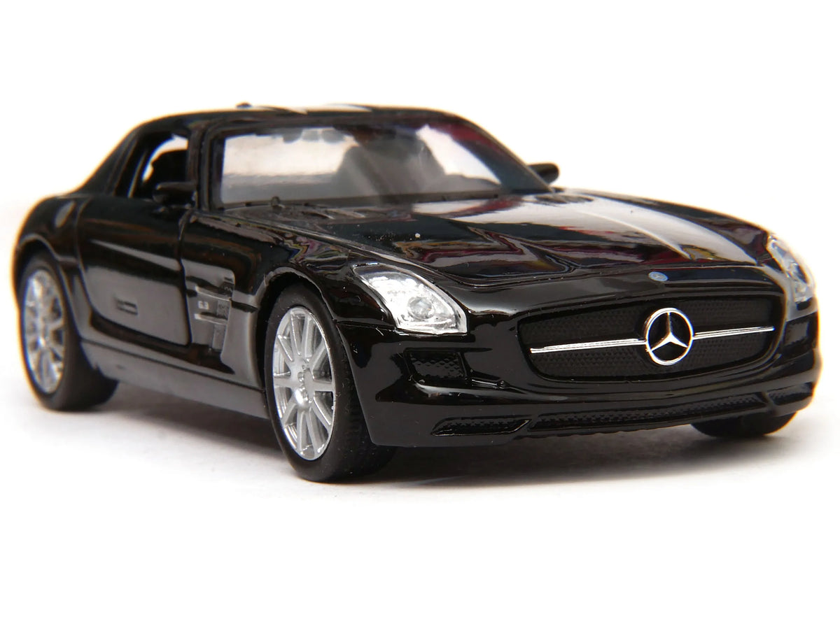 Mercedes-Benz SLS AMG 1:34–39 WELLY
