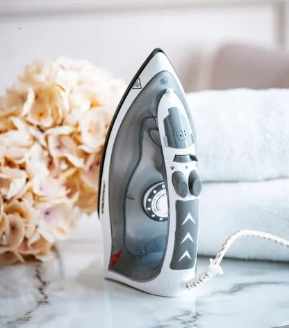 Mesko DS-968 garinis lygintuvas su keraminiu padu, 2800 W