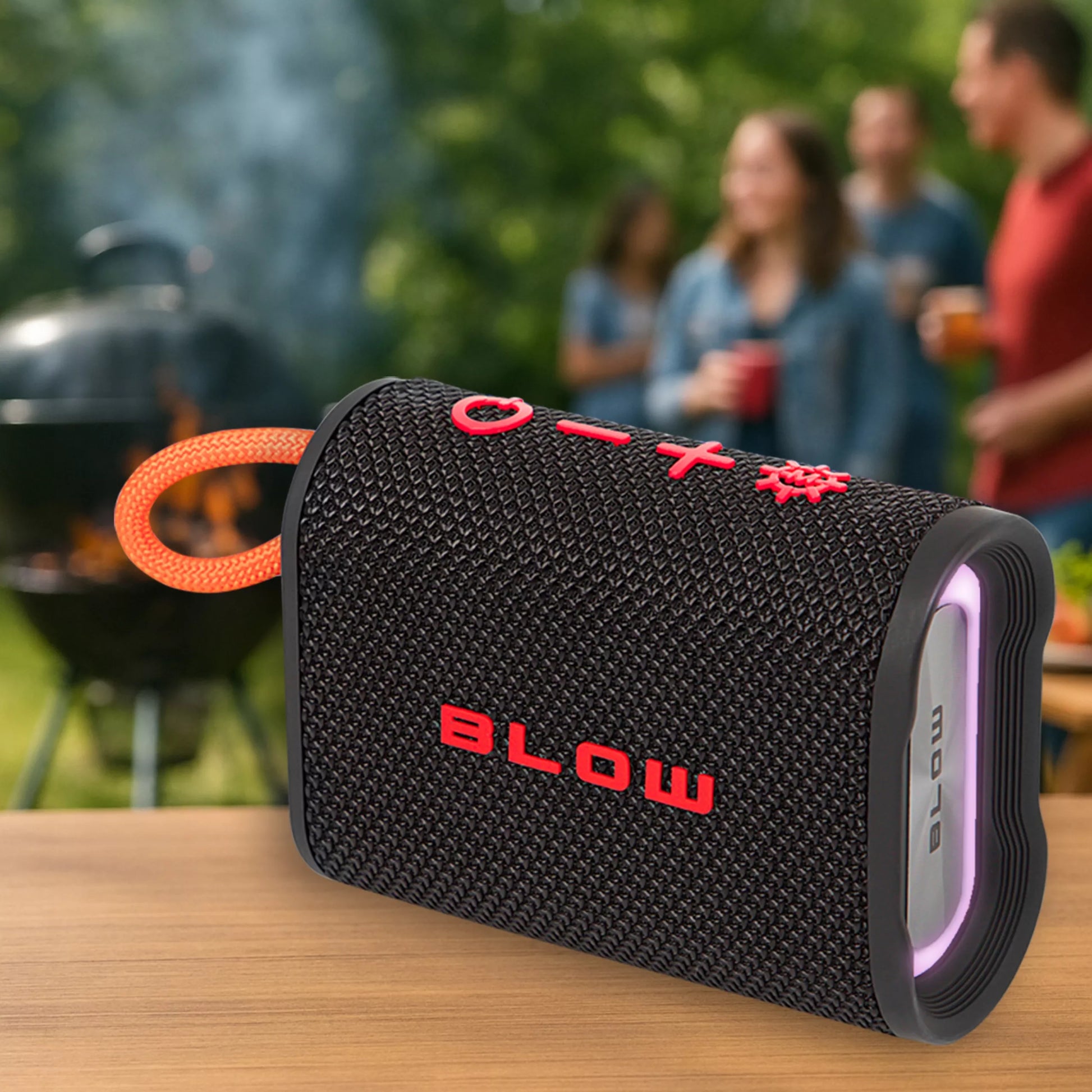 Nešiojamas belaidis „Bluetooth“ garsiakalbis BLOW AQUA TUNE, vandeniui atsparus IP67, FM radijas, USB, RGB