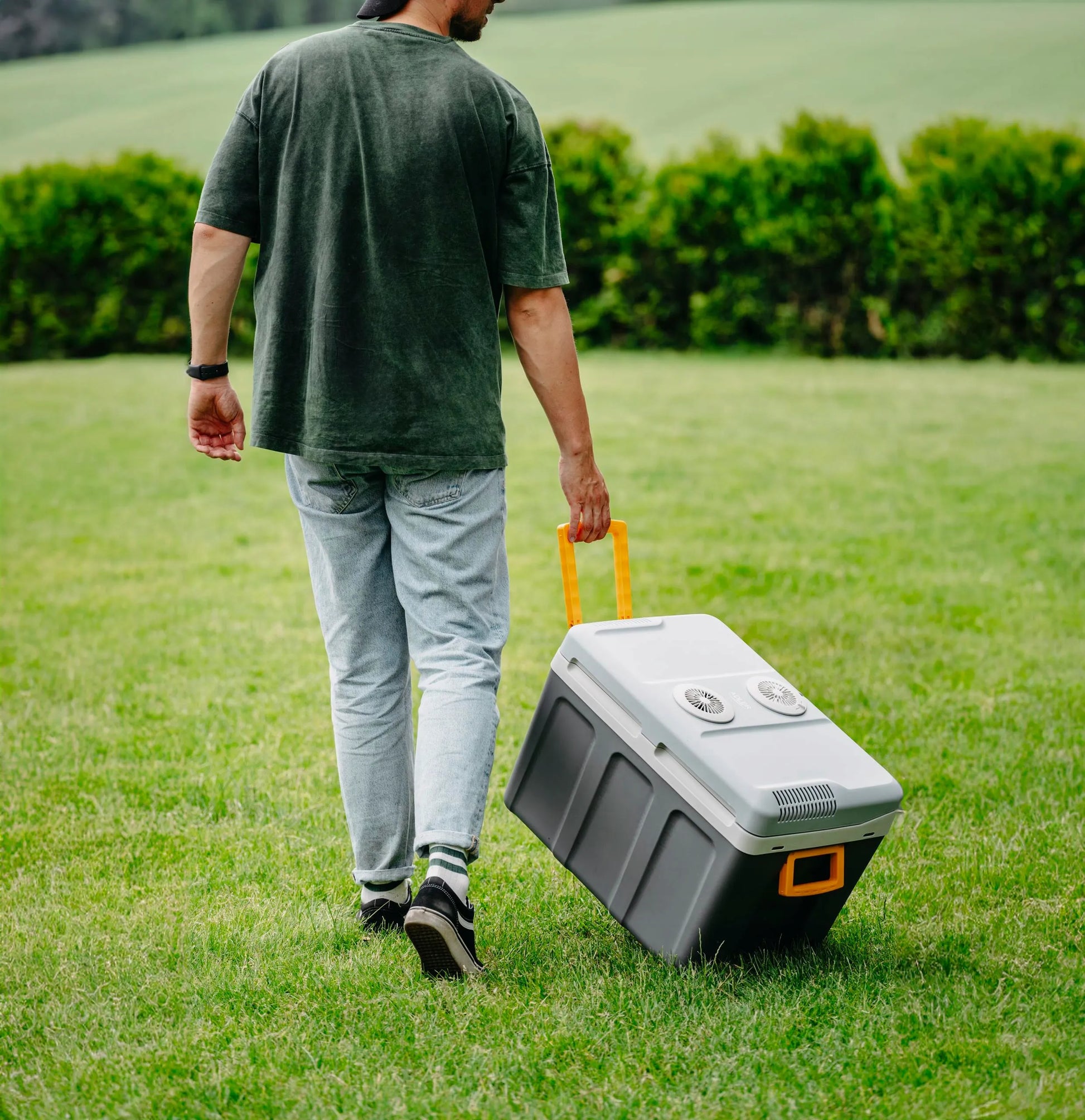 Nešiojamas elektrinis kelioninis šaltkrepšis Adler 40L, 12V/230V