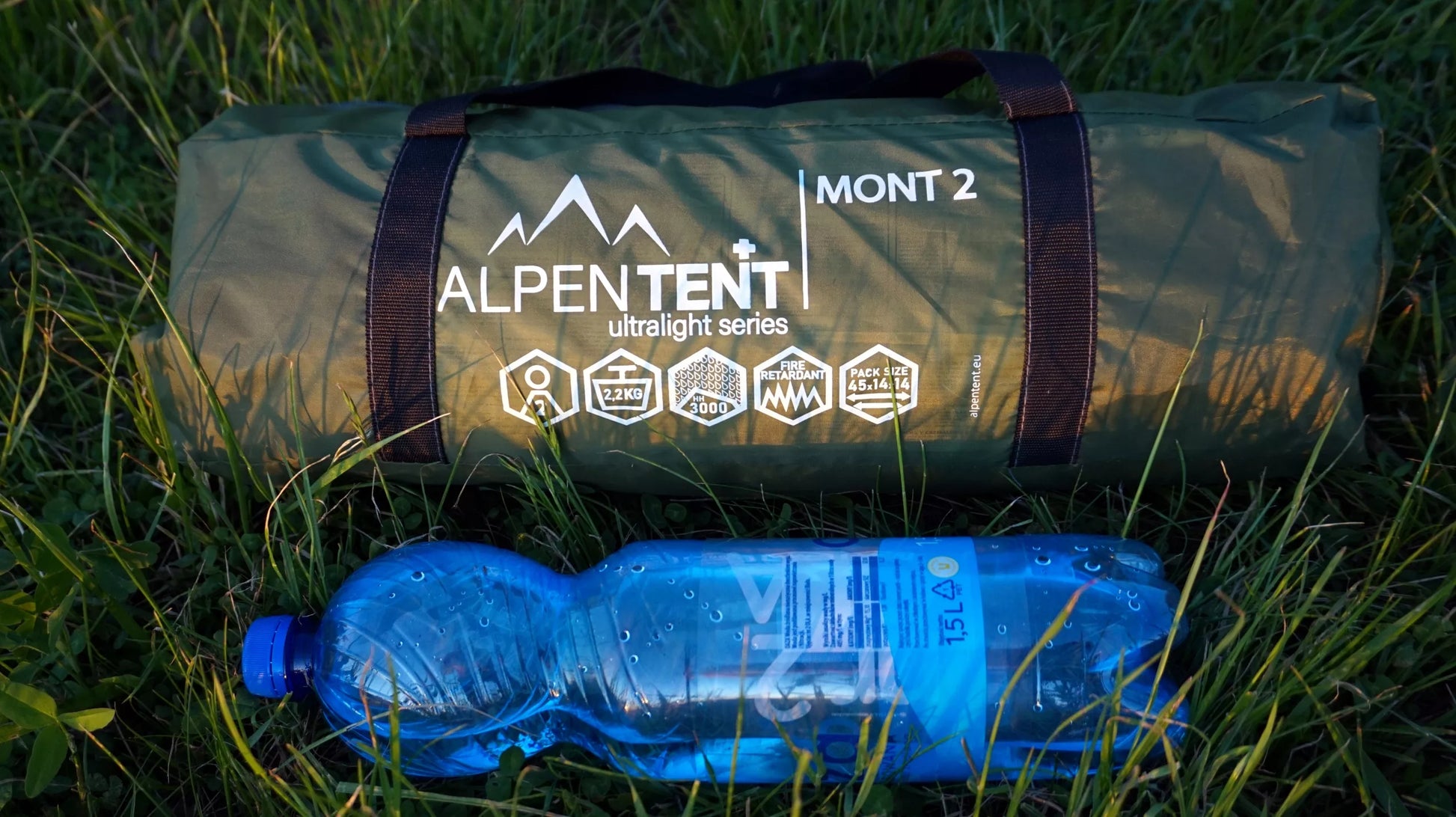 Palapinė AlpenTent MONT 2 Ultralight 2 asmenų TIK 2,4 kg