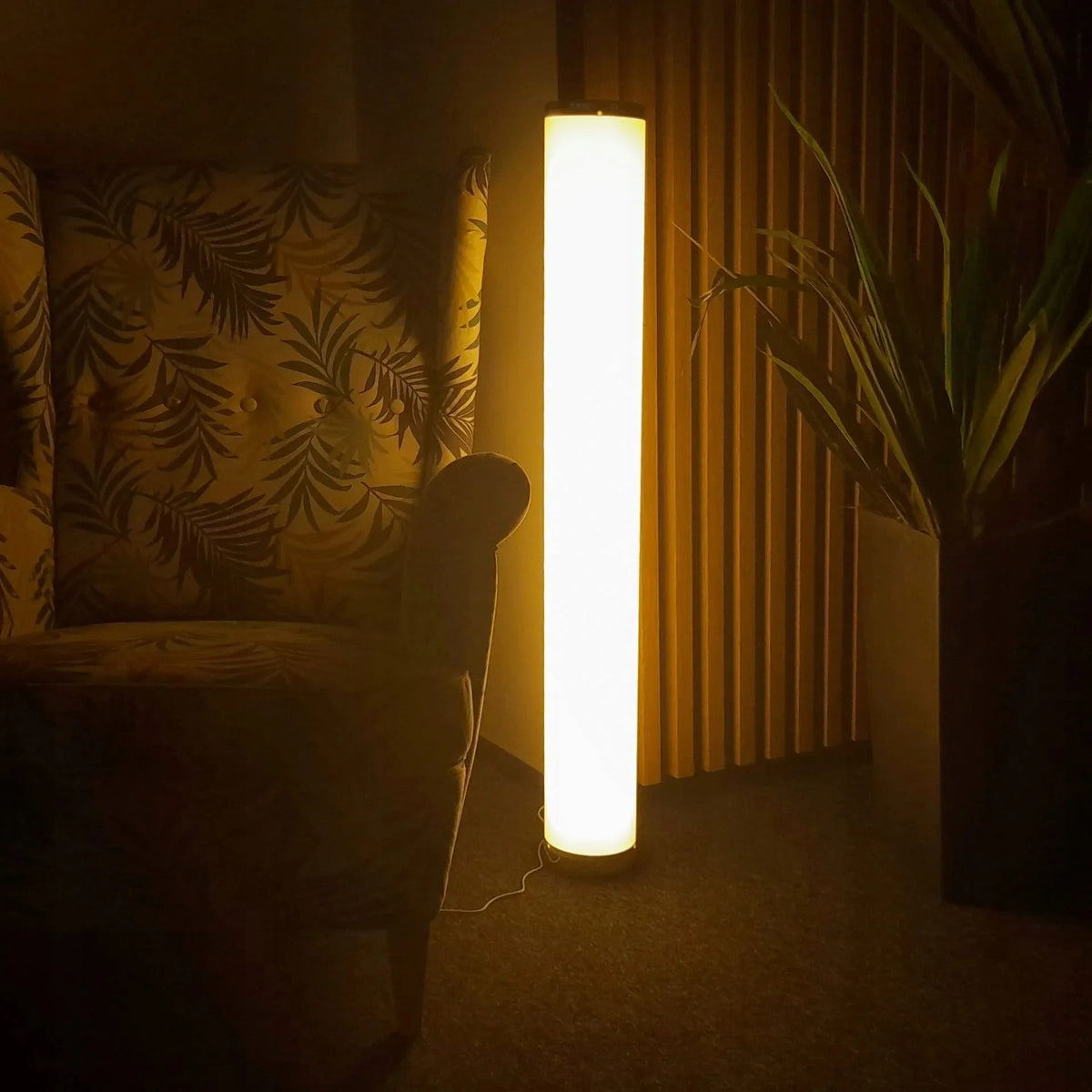 Pastatomas LED grindų šviestuvas Goldlux Stella, RGBW, muzikinis, su nuotolinio valdymo pulteliu, spalvotas, 103 cm