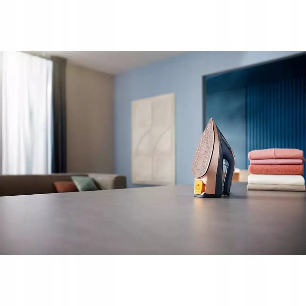 „Philips Azur DST8050/20“ mėlynas garinis lygintuvas