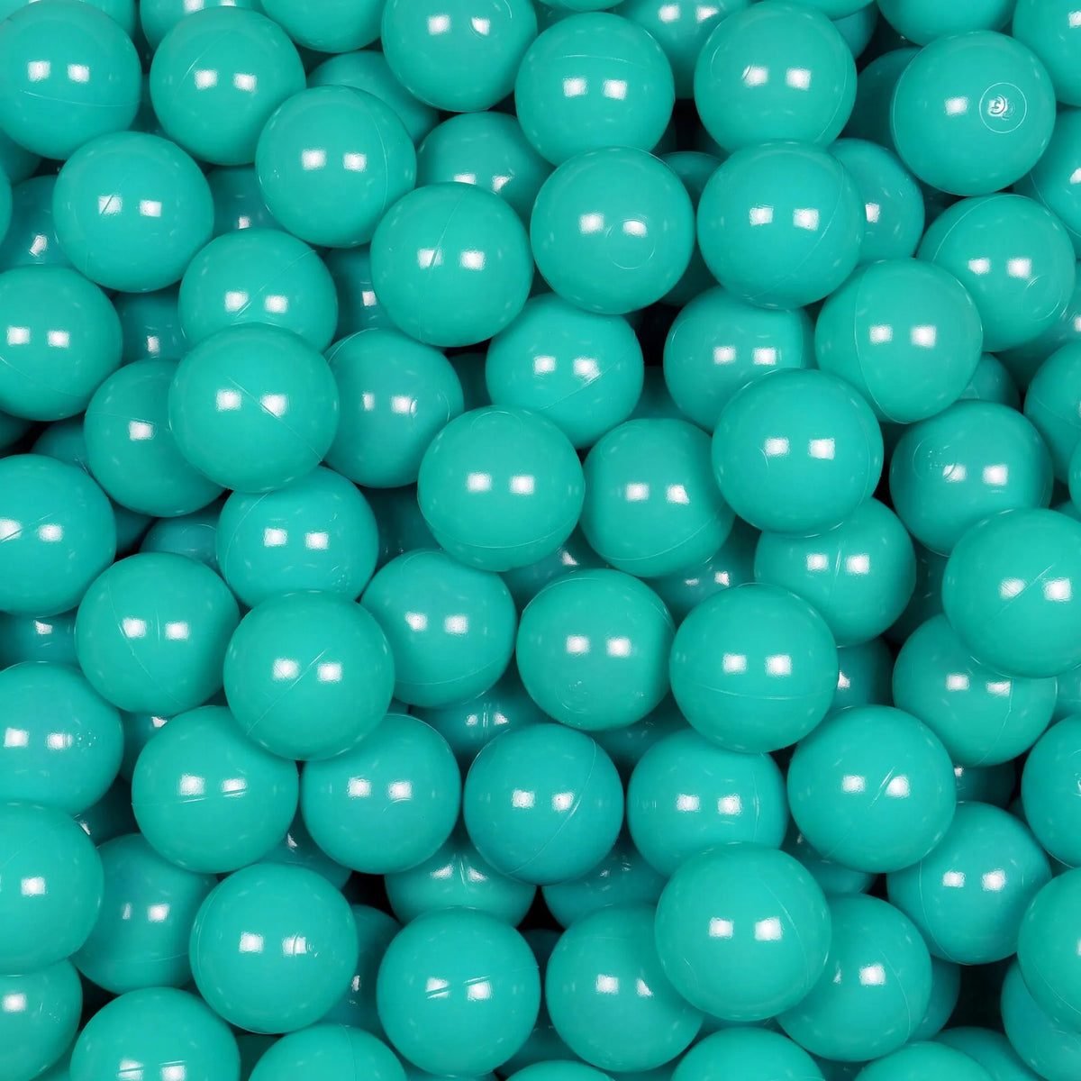 Plastikiniai kamuoliukai sausam baseinui – 200 vnt.