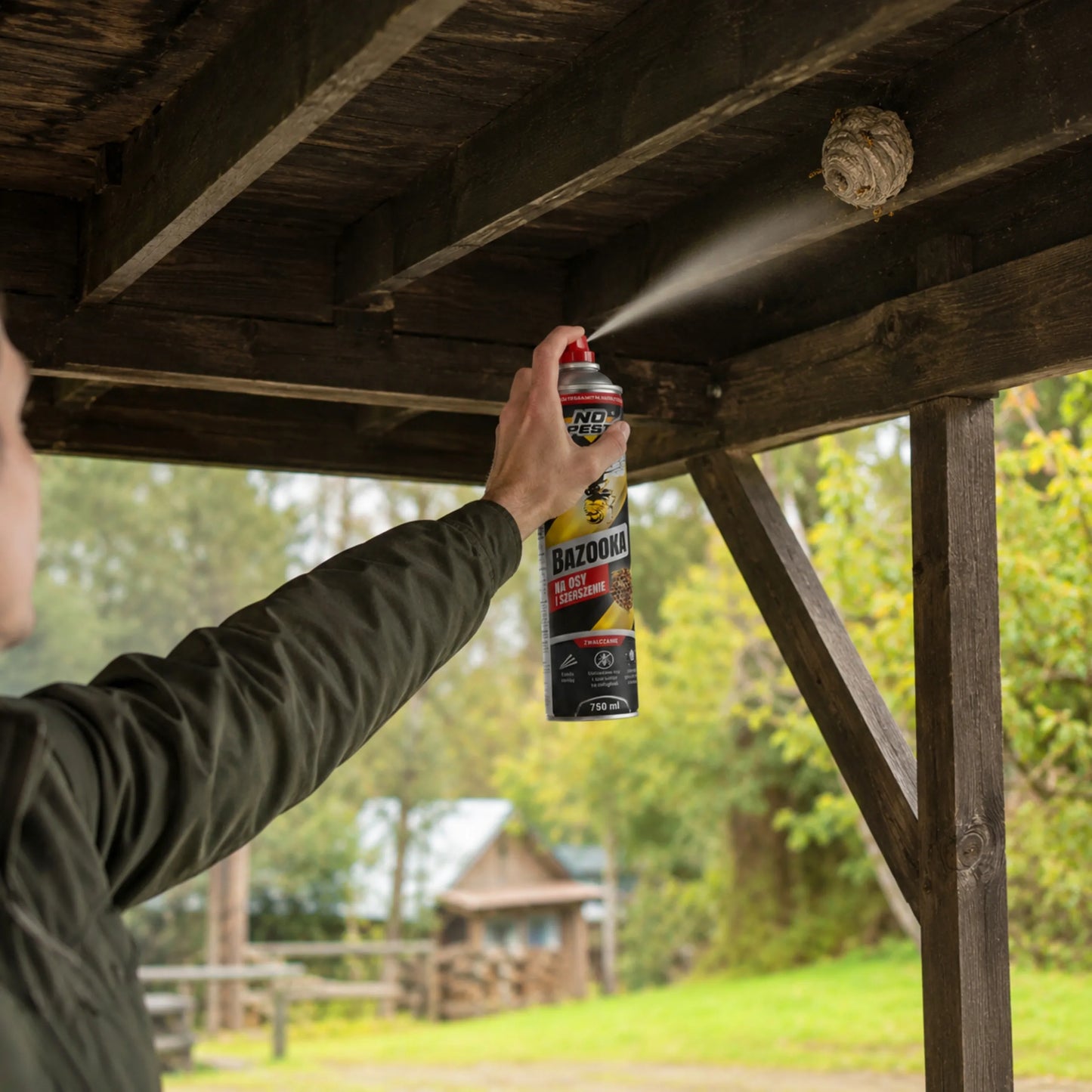 PURŠKALAS NUO VAPSŲ IR ŠIRŠUONIŲ BAZOOKA NO PEST® 750 ML (2 VNT.)