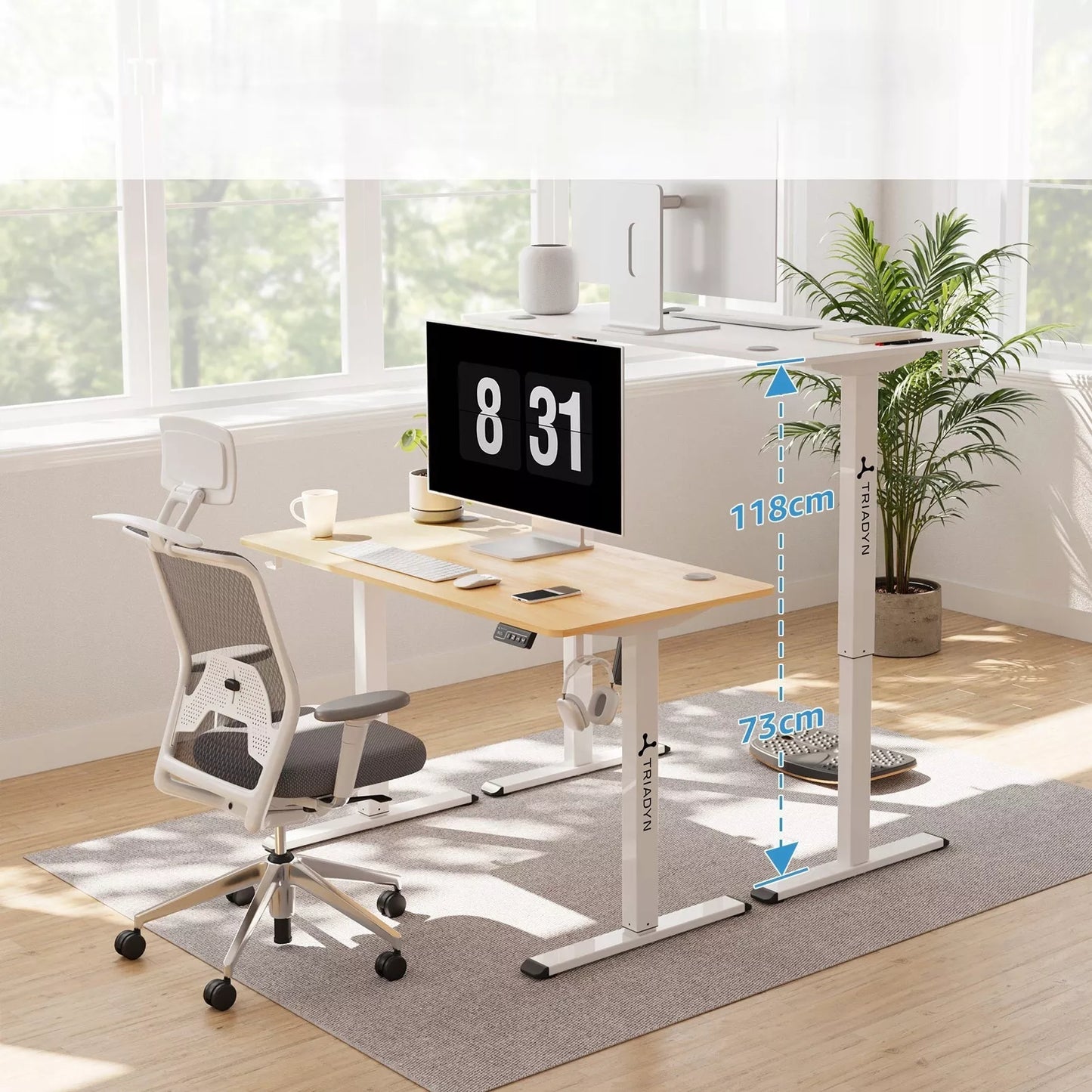 Reguliuojamo aukščio elektrinis žaidimų stalas Triadyn WorkBase 1206 120x60 cm
