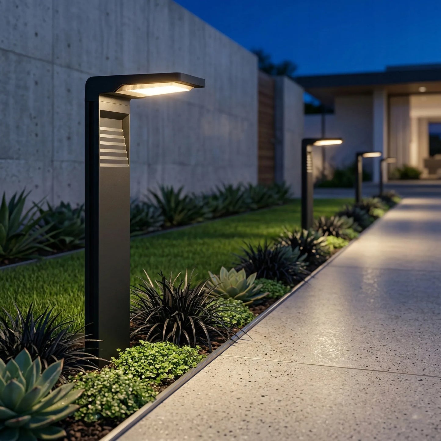 Smartled saulės LED sodo šviestuvas su smaigu, stulpelis, prieblandos jutiklis, 3000K