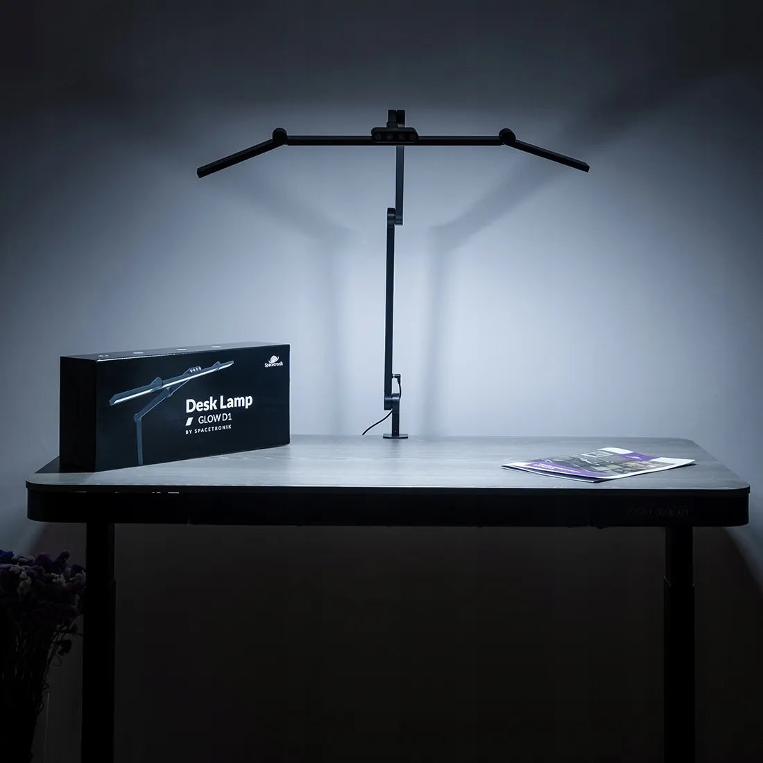 Spacetronik Glow D1 LED stalinė braižymo lempa su spalvinės temperatūros reguliavimu