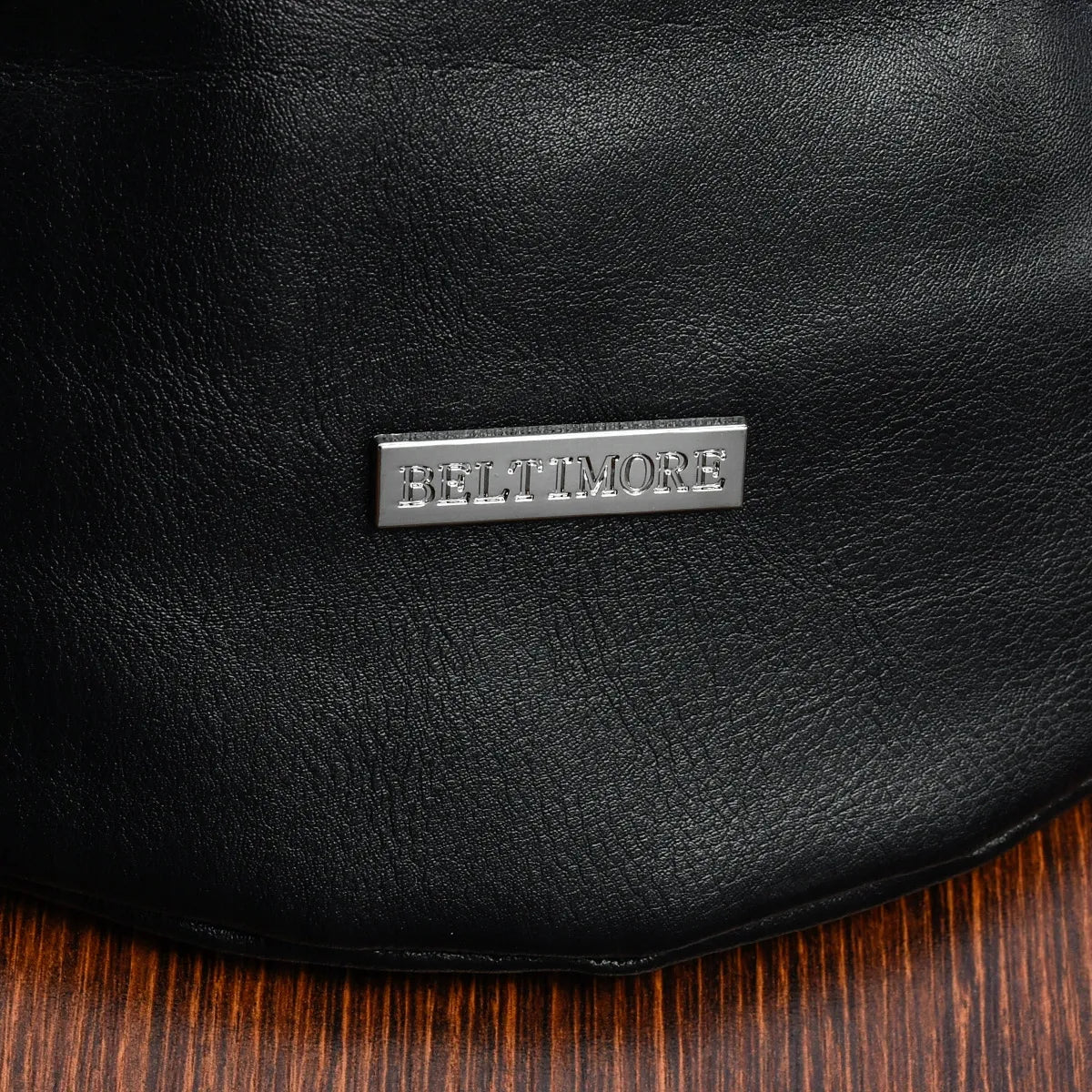 Stilingas juosmens krepšys Beltimore – madinga ir talpi crossbody rankinė