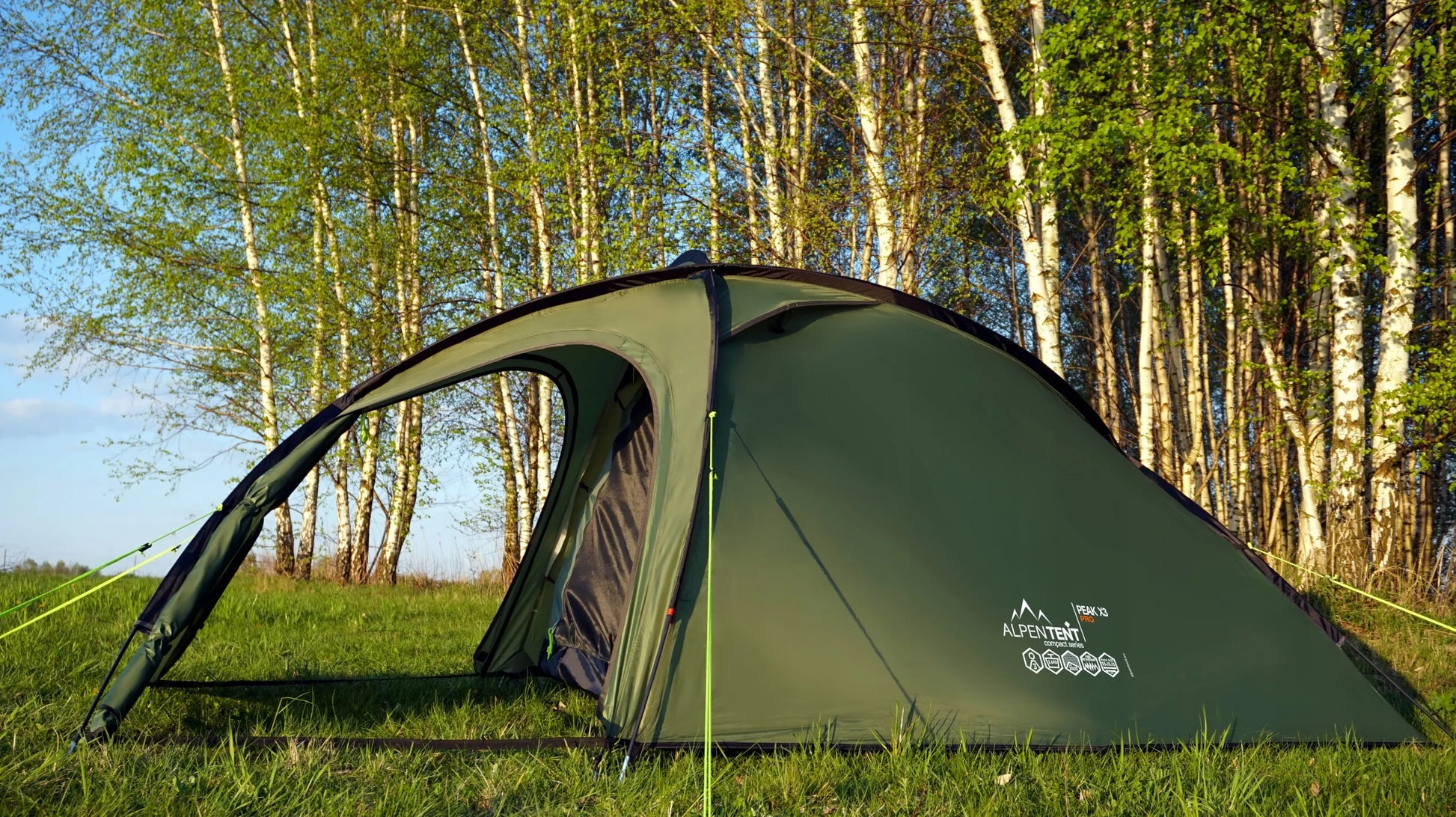 Trivietė palapinė AlpenTent Peak X3 PRO 3,9 kg