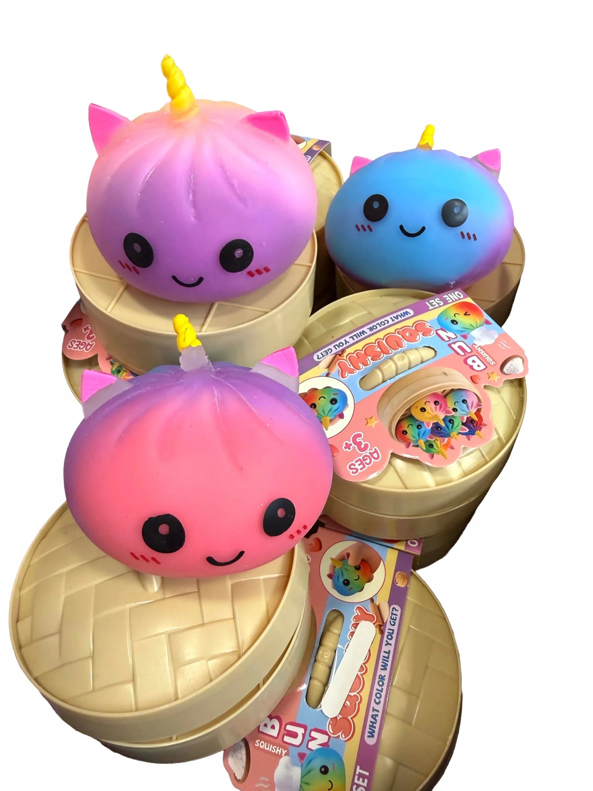 Vaivorykštės spalvų vienaragio formos „squishy“ žaislas-antistresas, 10 cm