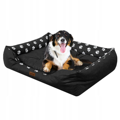 Vandeniui atspari šunų guolis-sofa Doggy Puffy, dydis XL (92x73 cm), juodas su pėdutėmis