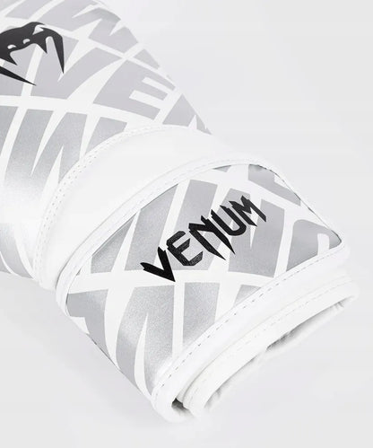 Venum Contender 1.5 XT bokso pirštinės, baltos / sidabrinės, 10 oz