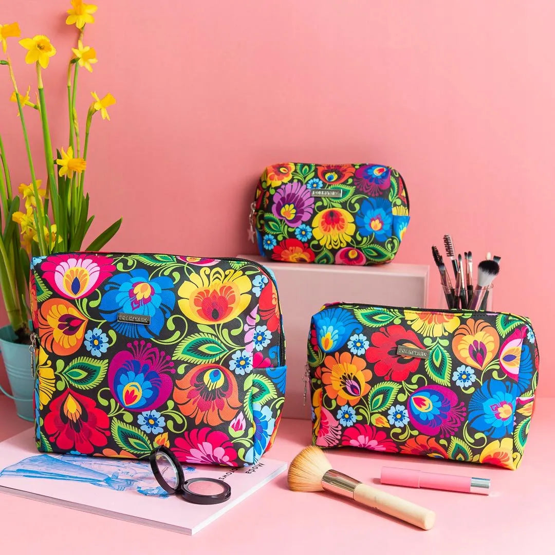 VIDUTINĖ KOSMETINĖ-ETUI „CELINA“ – JUODA „ŁOWICKA“